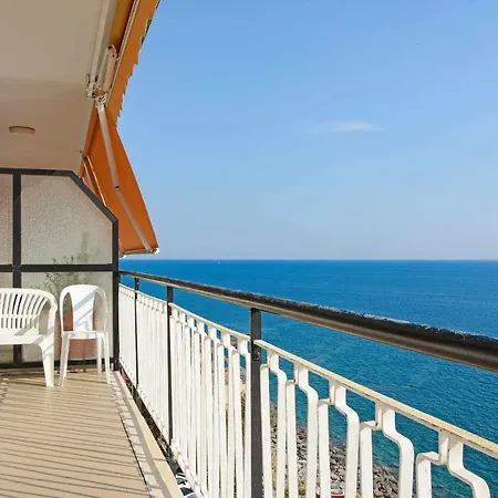 In Locazione Sul Mare Ad Ospedaletti * Imperia